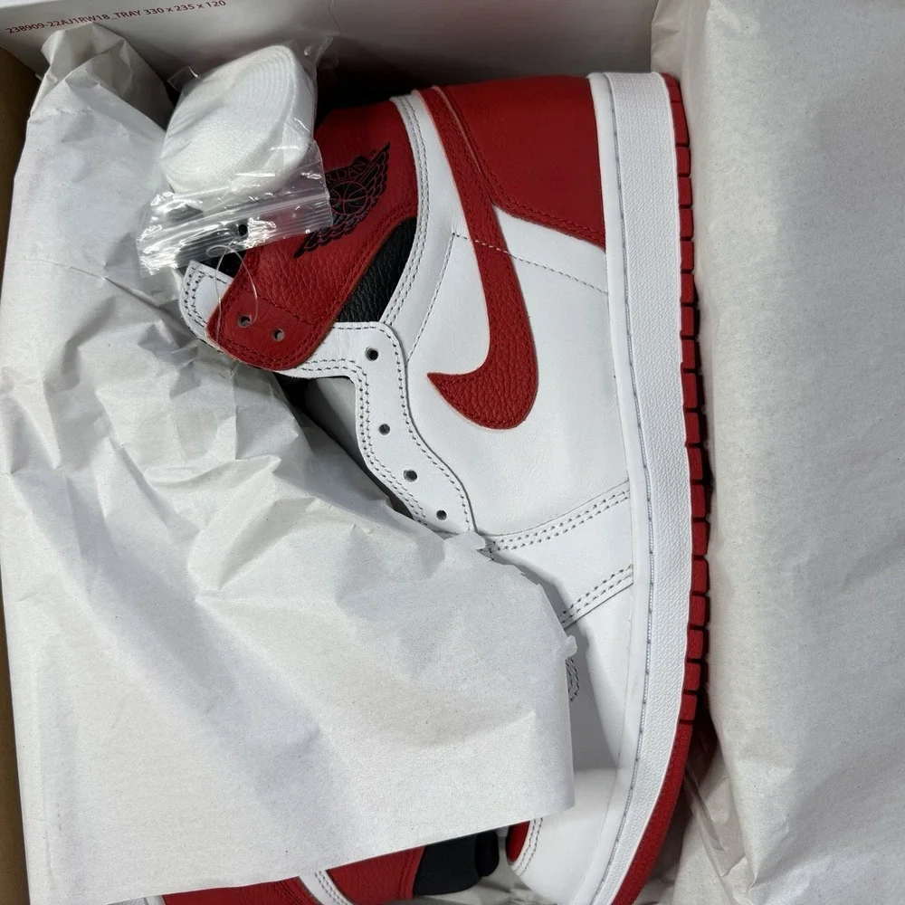 Air Jordan 1 Retro High OG‎ Heritage Size 11.5 New In Box